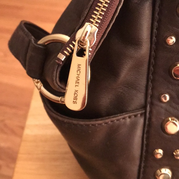 MICHAEL KORS butter soft brown leather purse. EUC - Picture 3 of 13